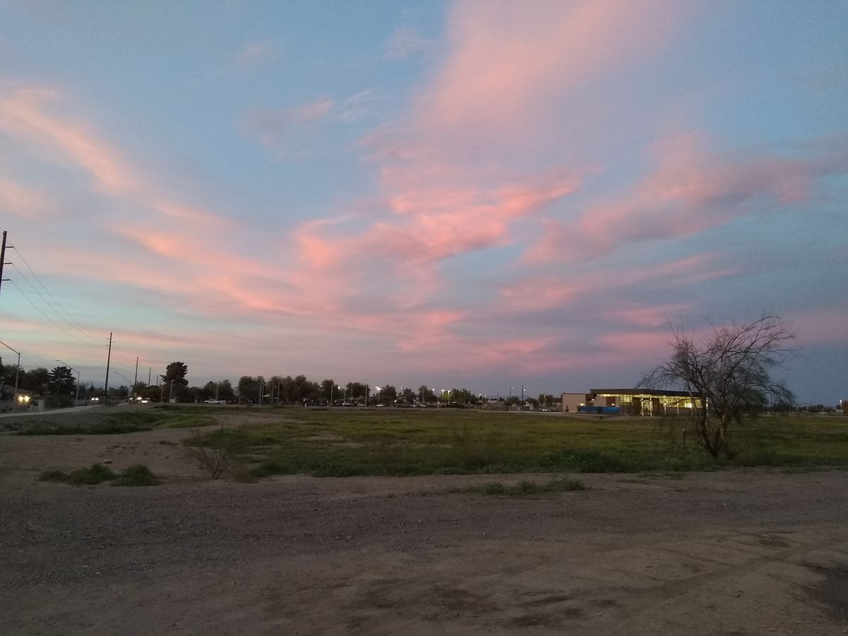 Parking lot off Hole 1