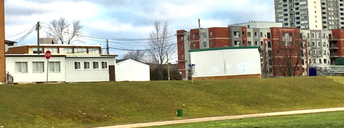 Fairway 6. 🇨🇦🏠🇨🇦🏢🇨🇦🕋🇨🇦