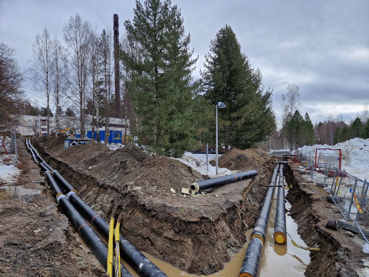 Lämpökeskuksen purku ja lämpöputkien uusinta pilasi radan kevääksi 2024.