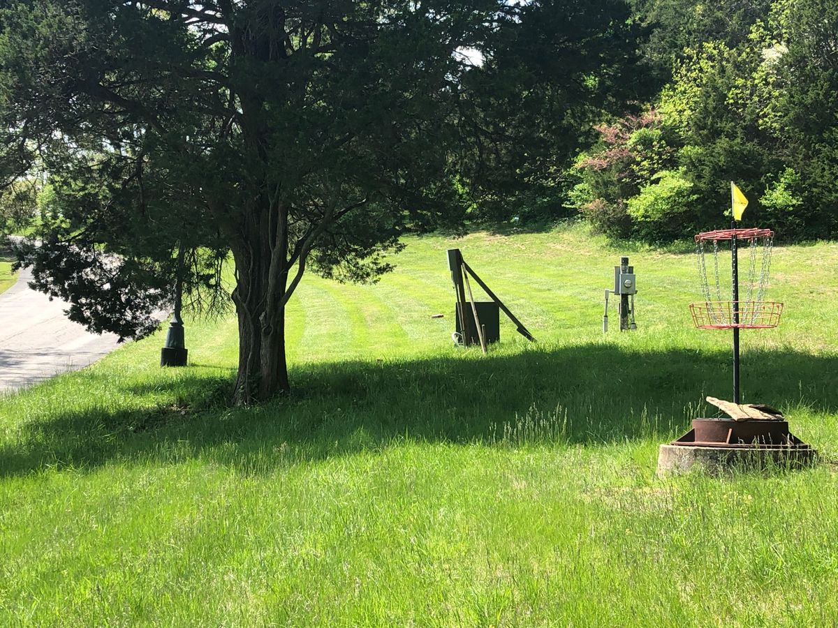 This is the basket down the hill for holes 12,13,14,15,18