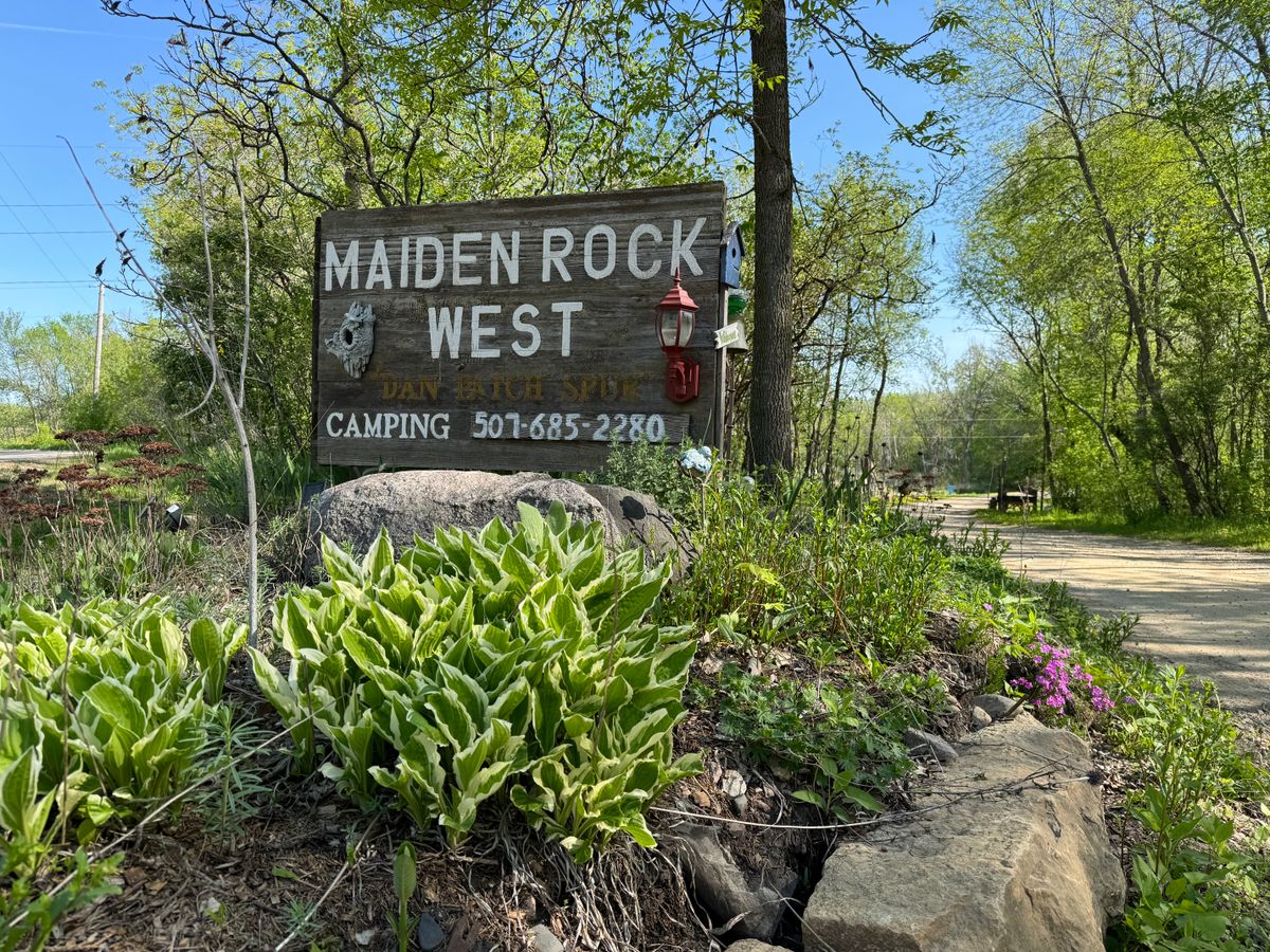 Entrance to the course/campground