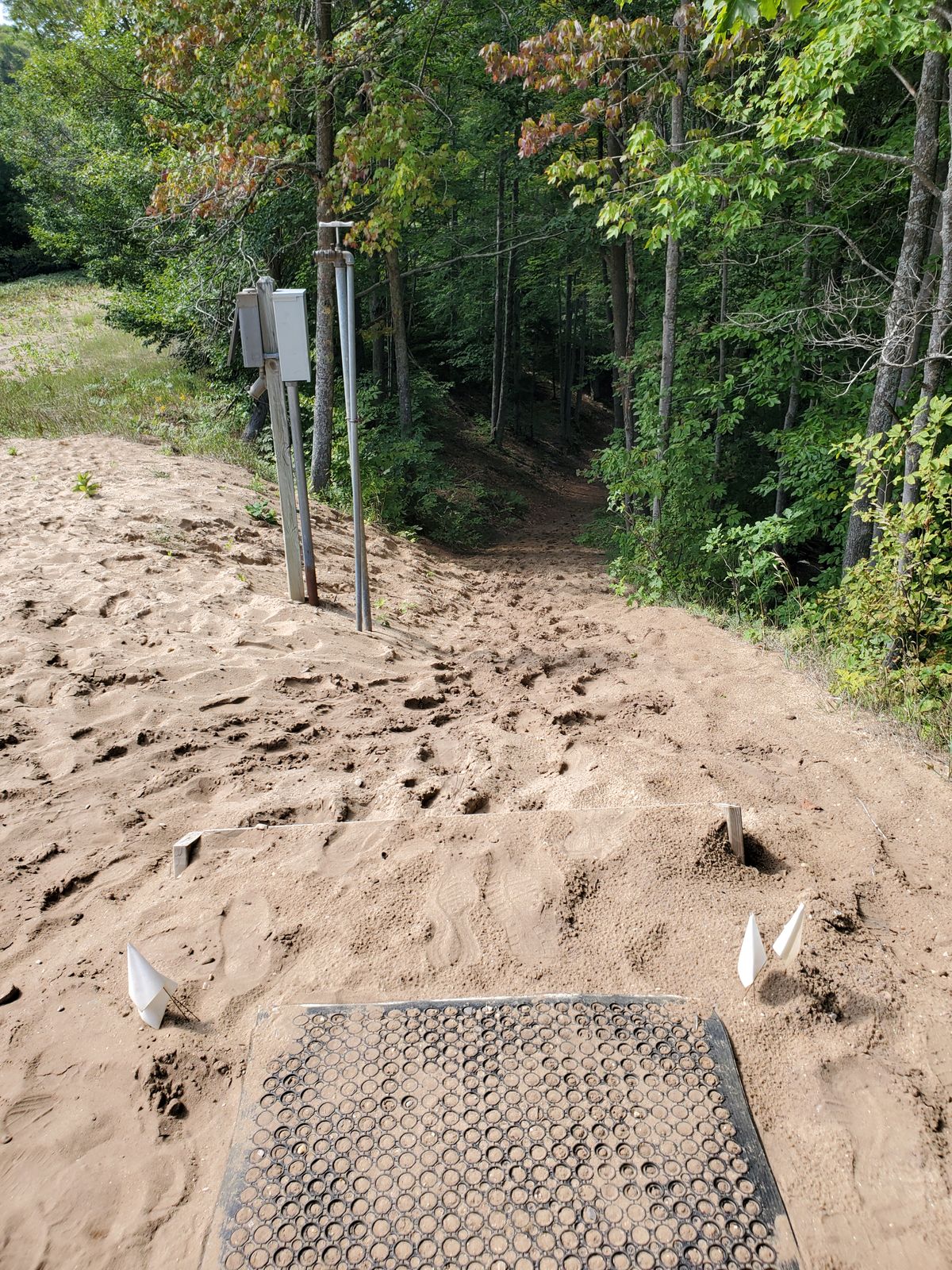 Hole 9 tee pad