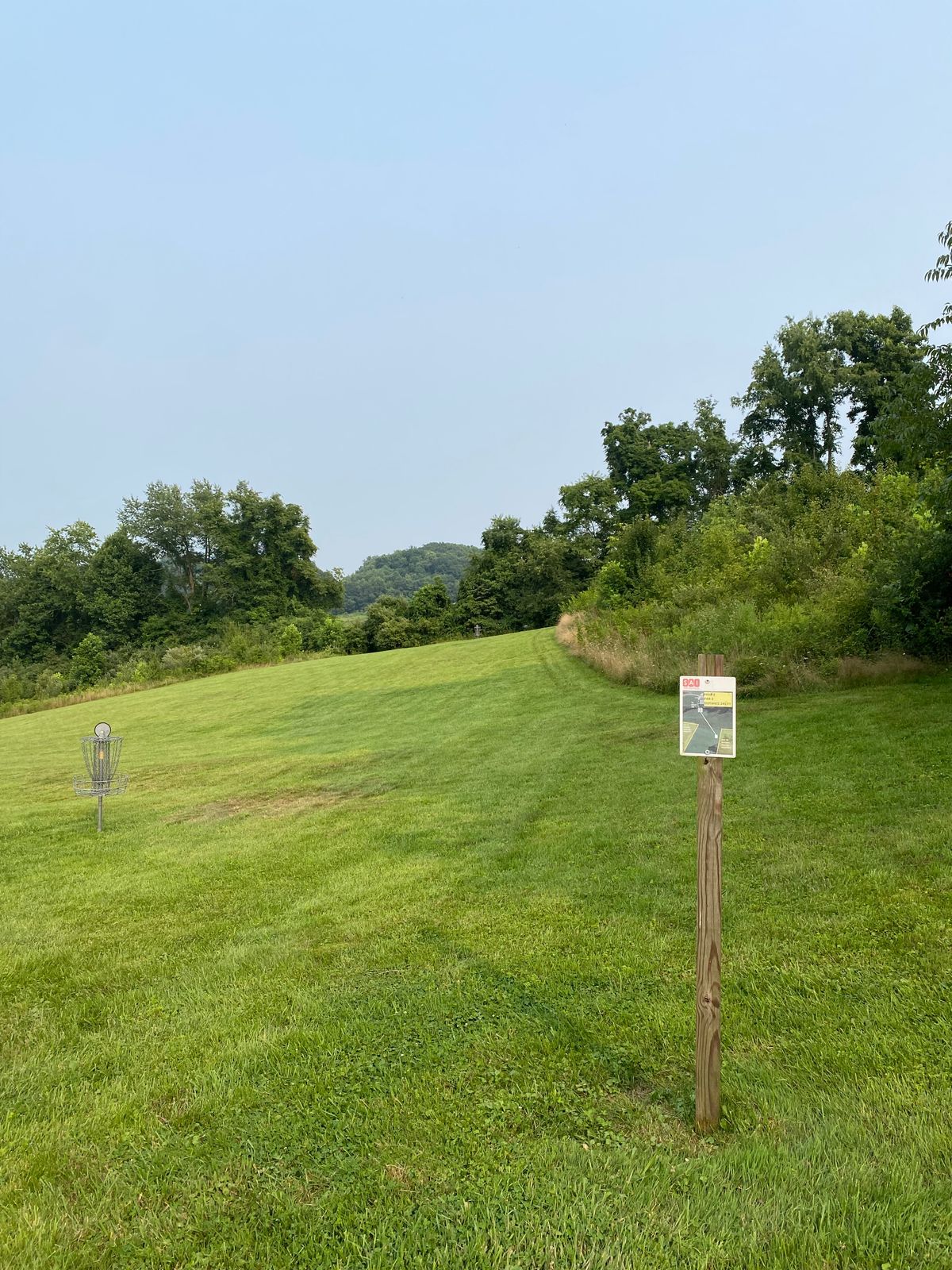 Hole 2 tee