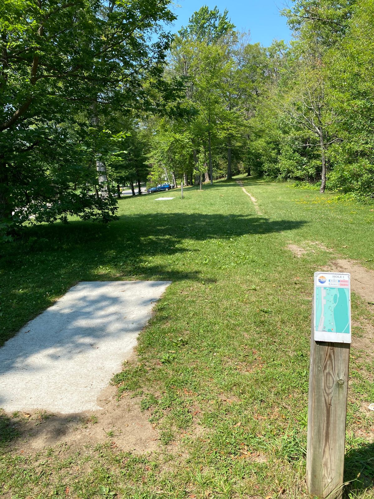 Hole 1 long tee box