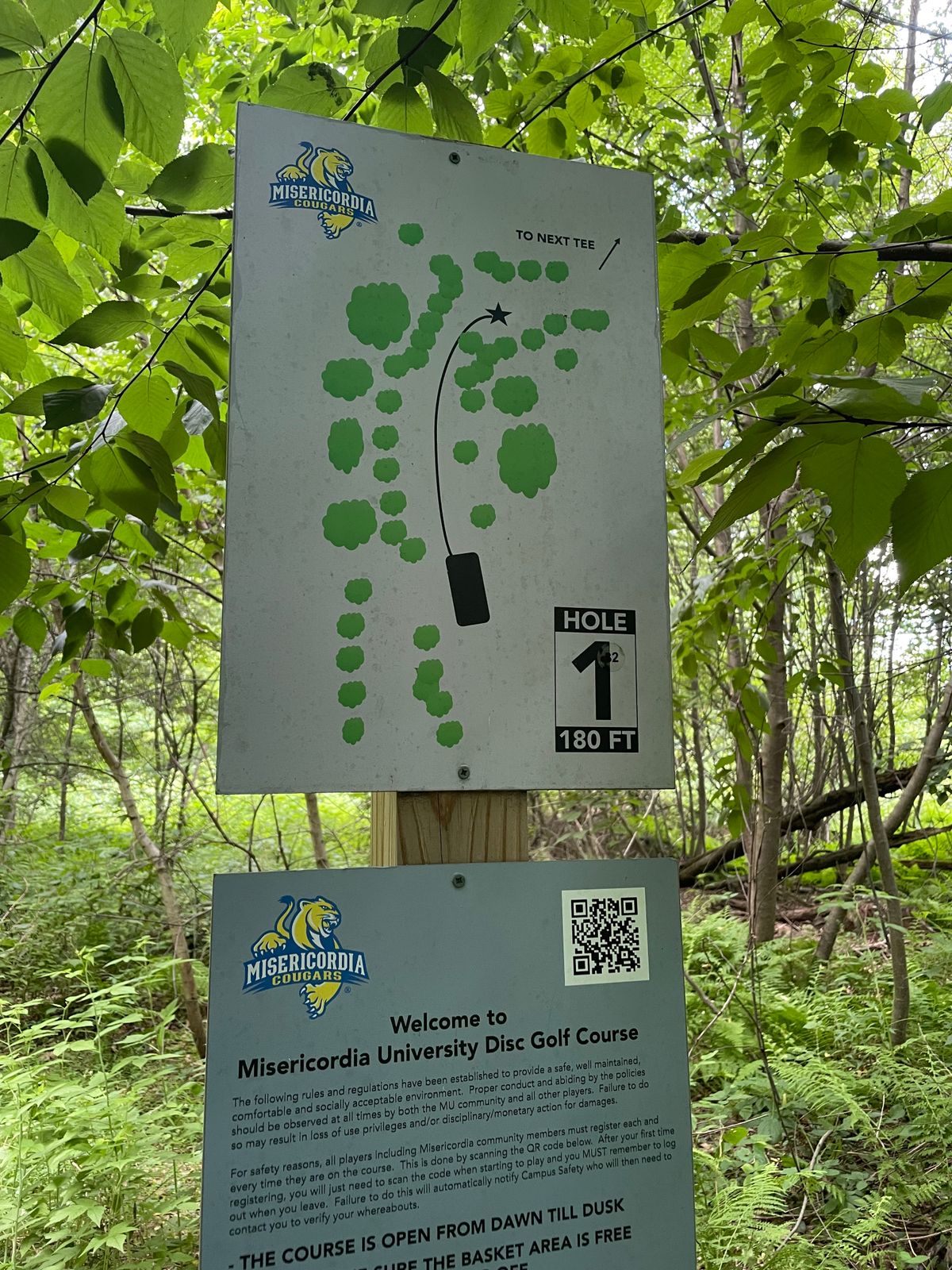 Hole 1 sign