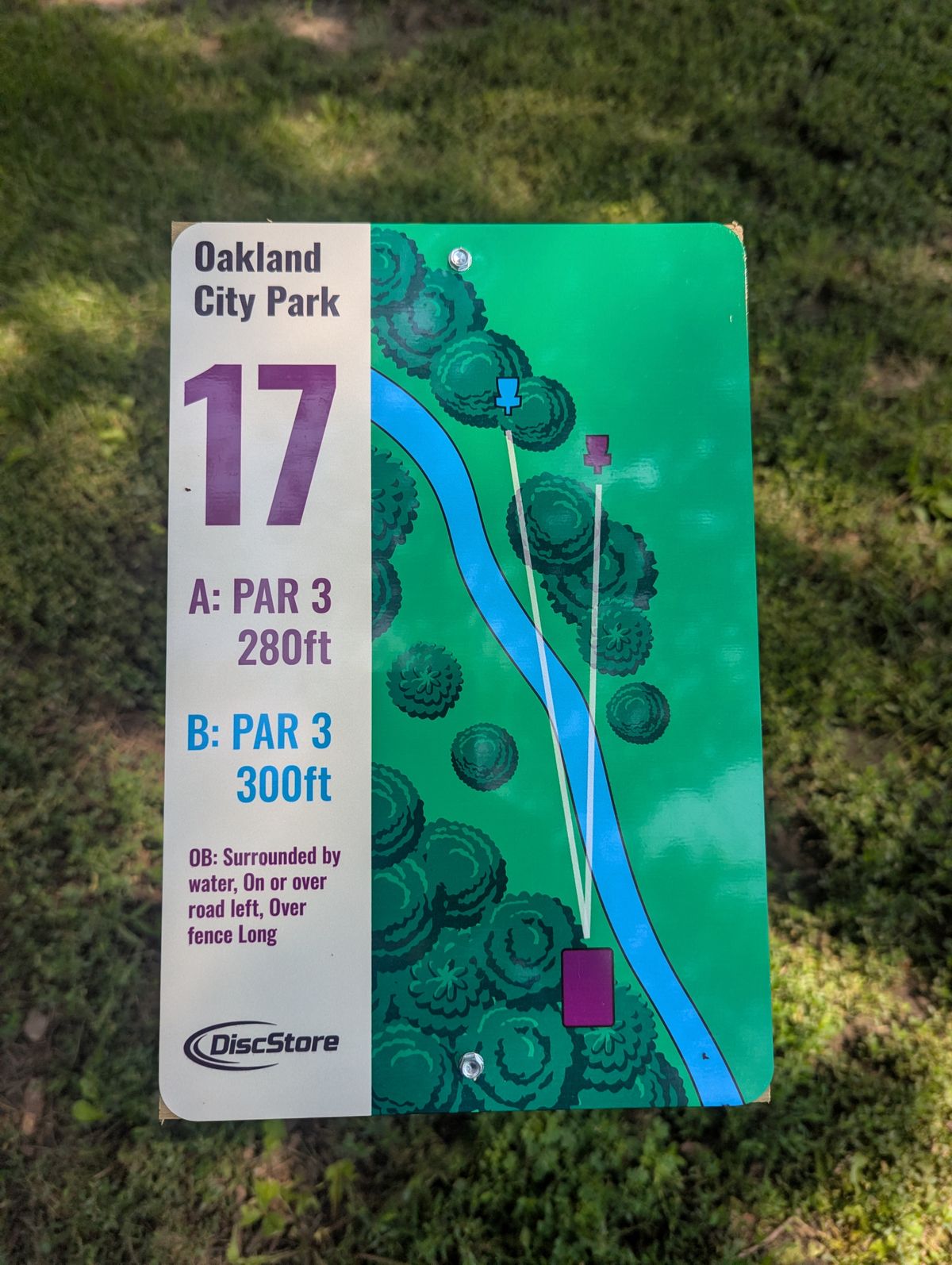 Hole 17 tee sign
