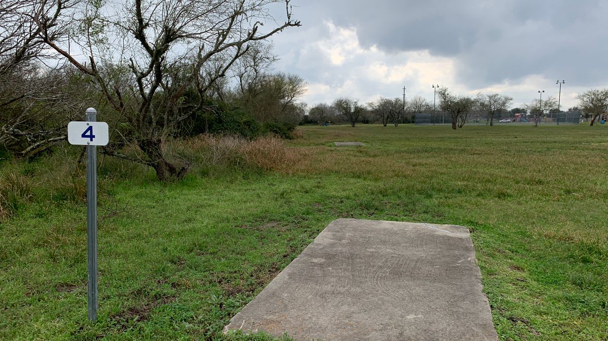 Hole 4