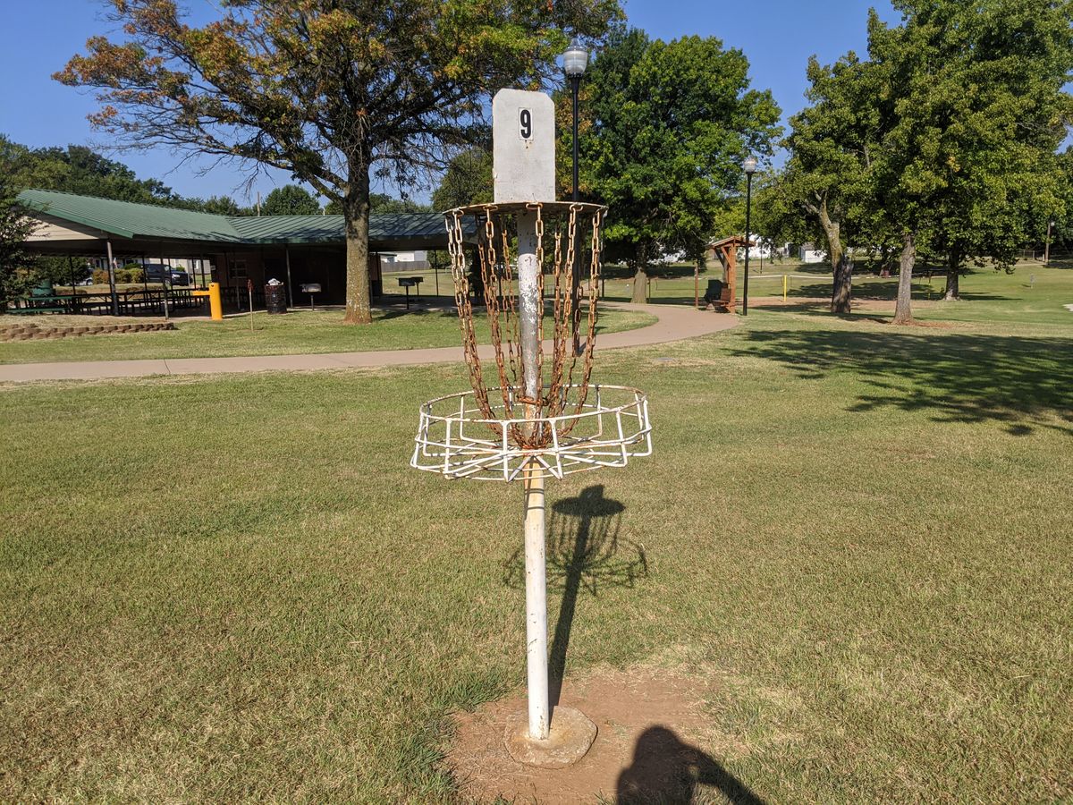 Hole 9 basket