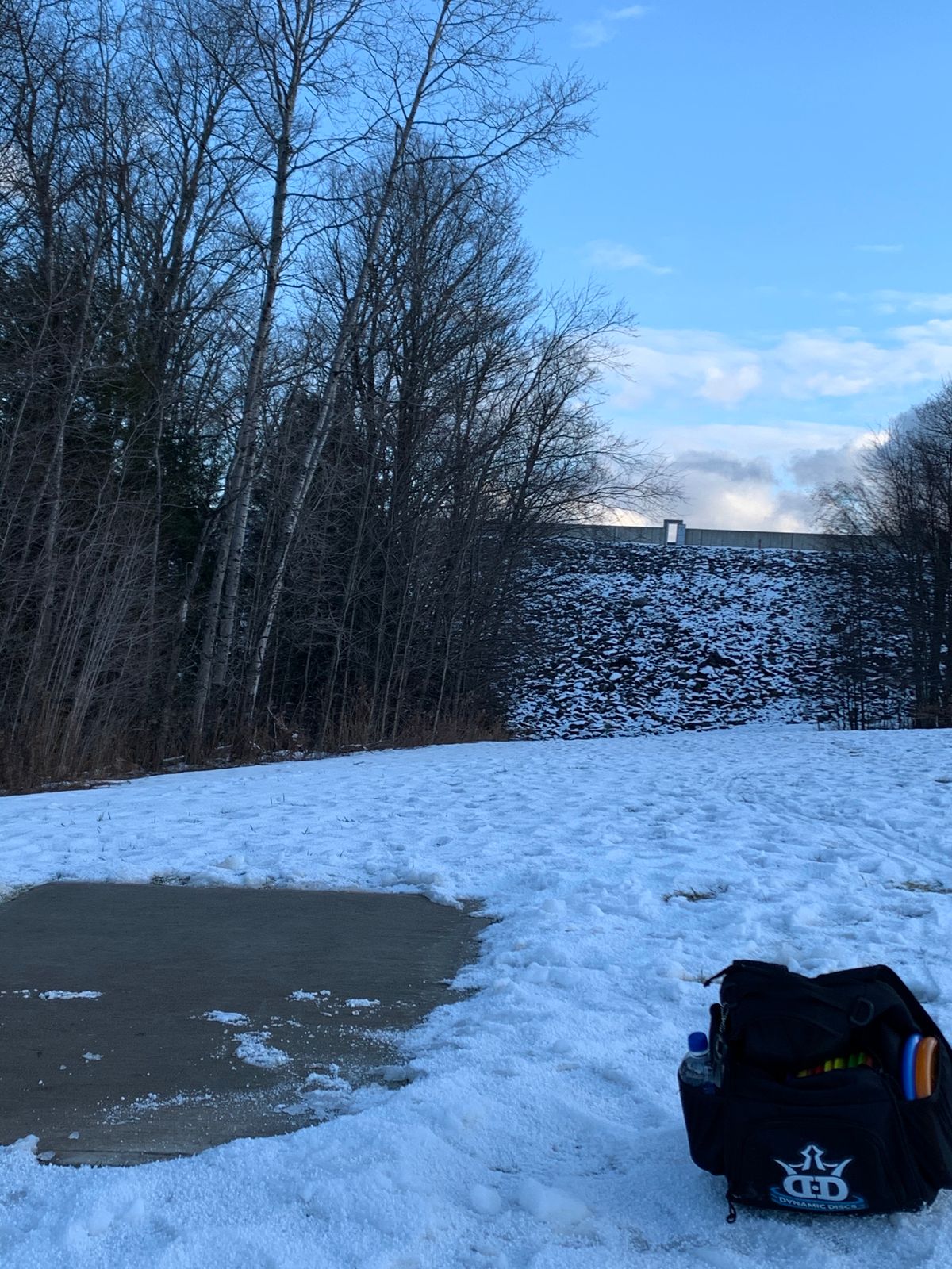 Hole 4 looking up the Dam