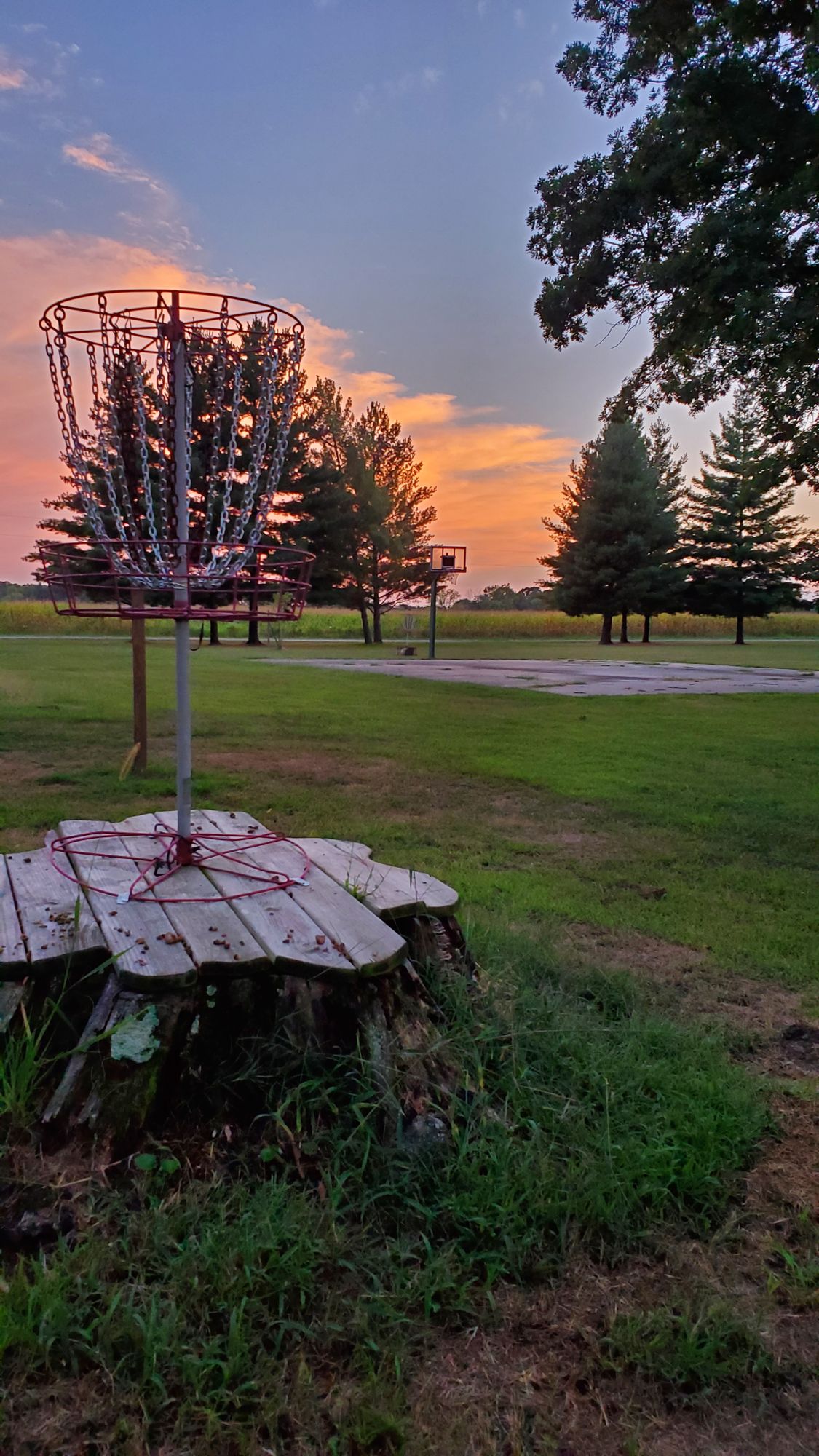 hole 16