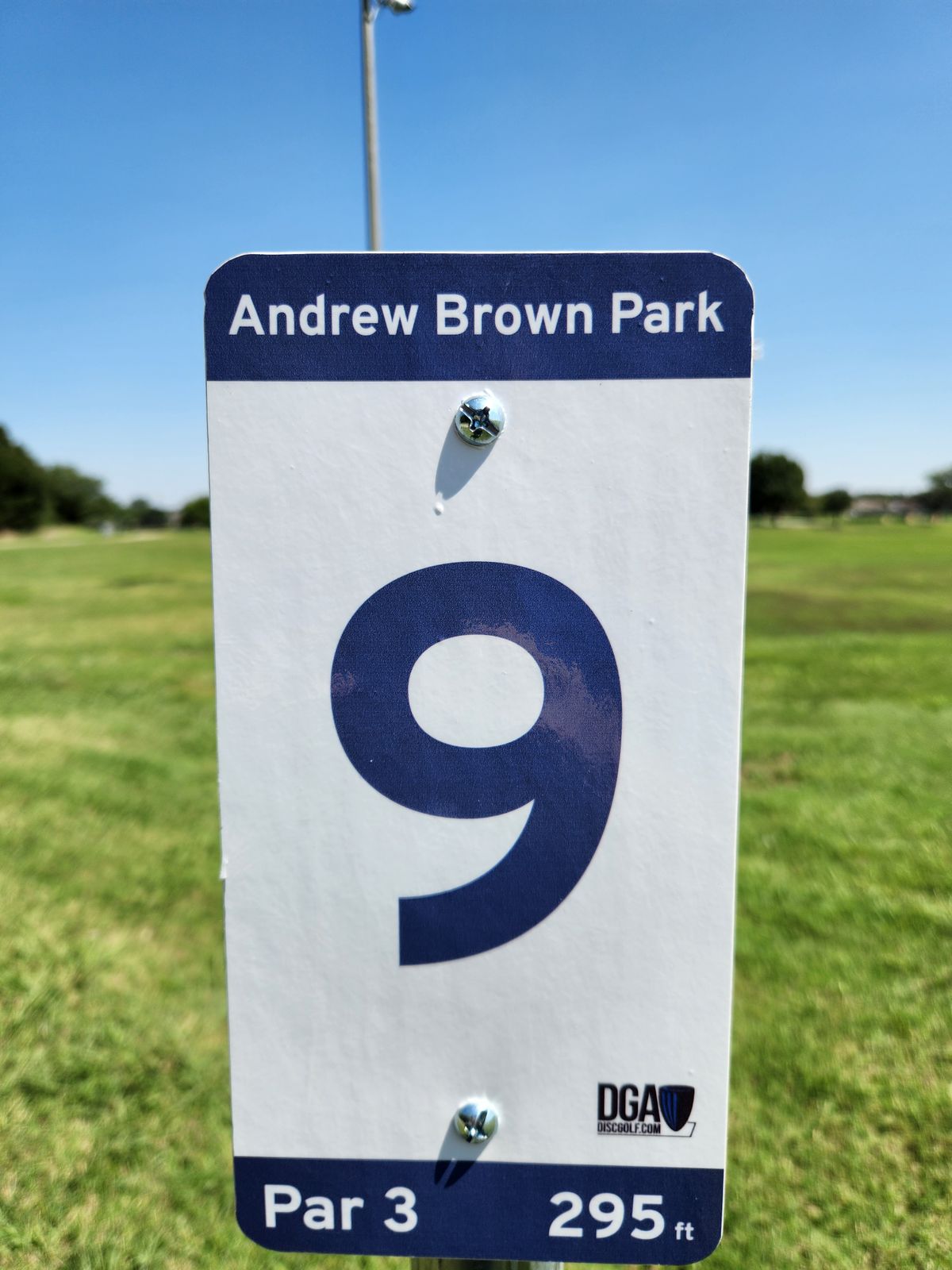 Hole 9 tee sign