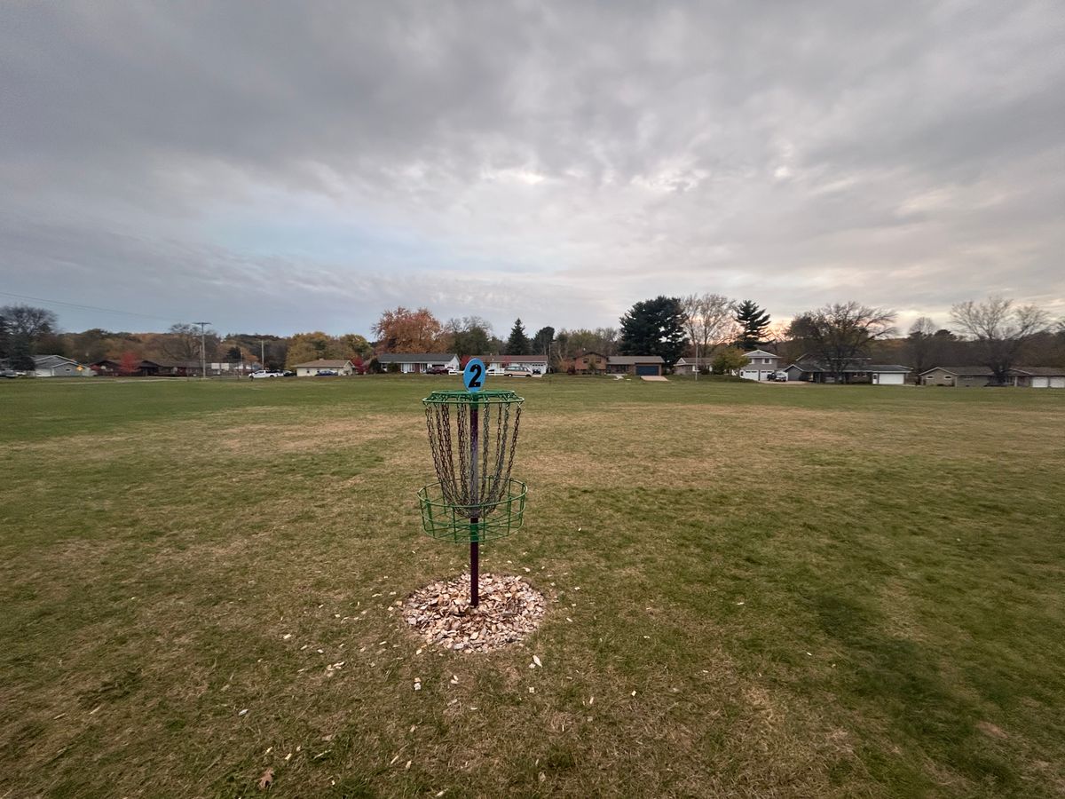 Hole 2 basket