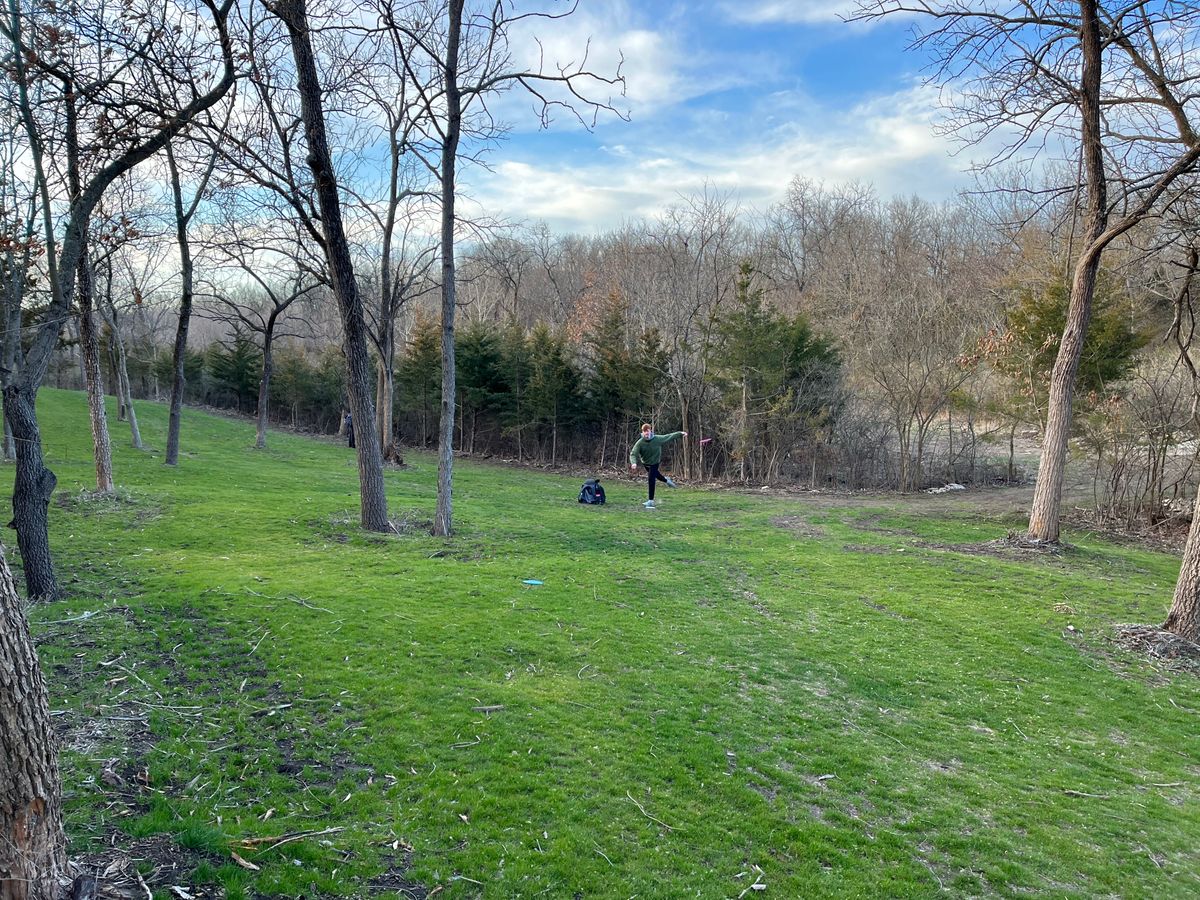Hole 2 back toward tee