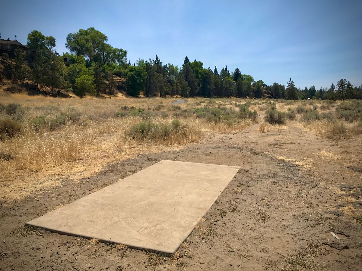 All of the tee pads are in excellent condition