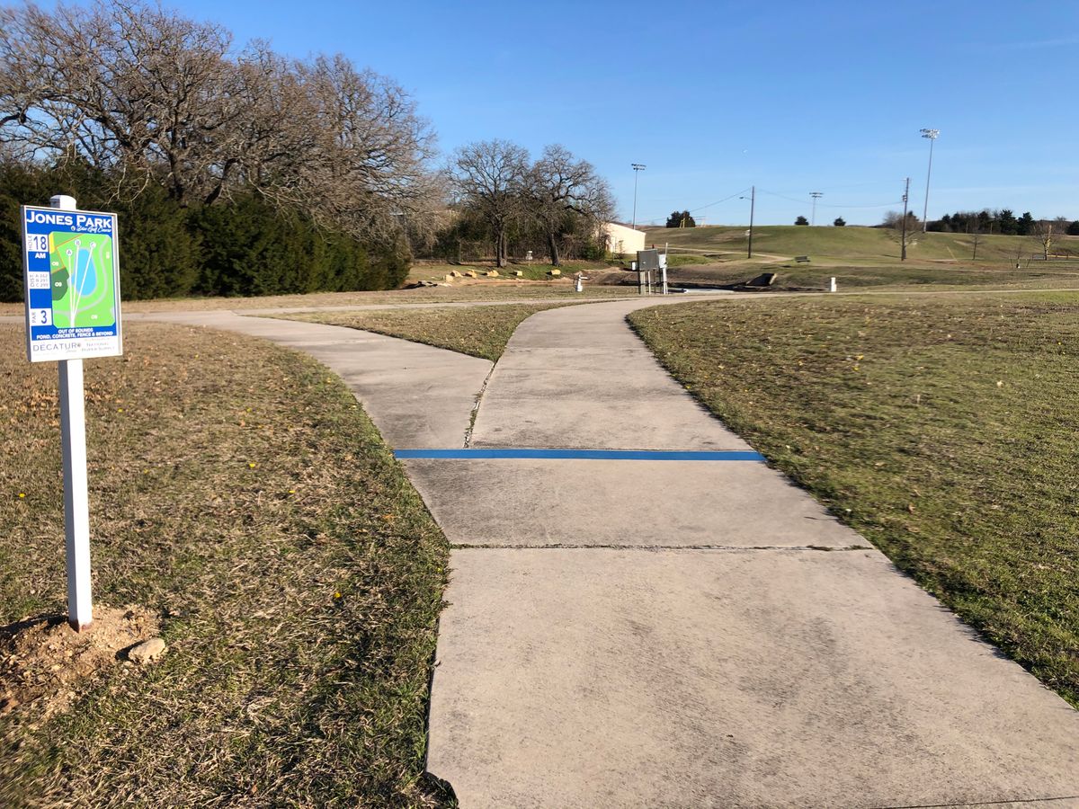 Hole 18 (short)