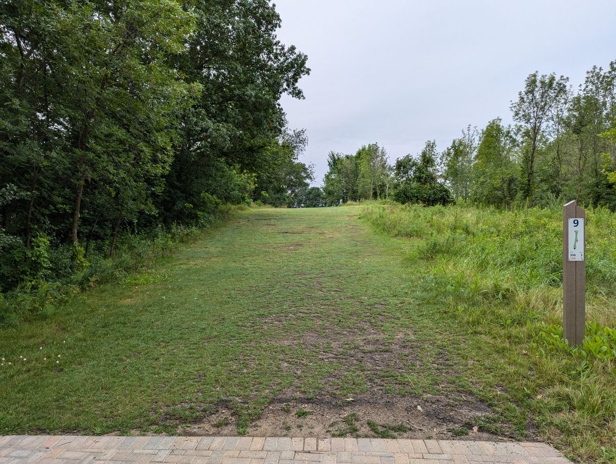 Hole 9 tee