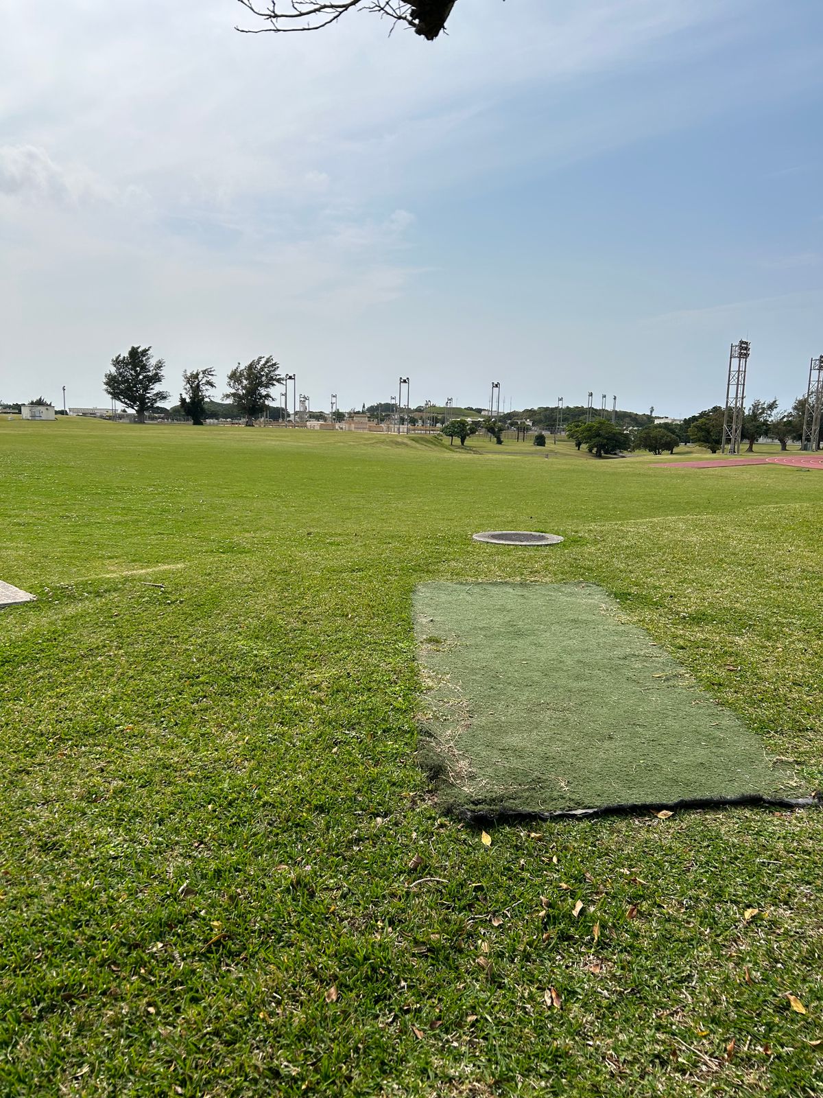 Hole 4 short pad