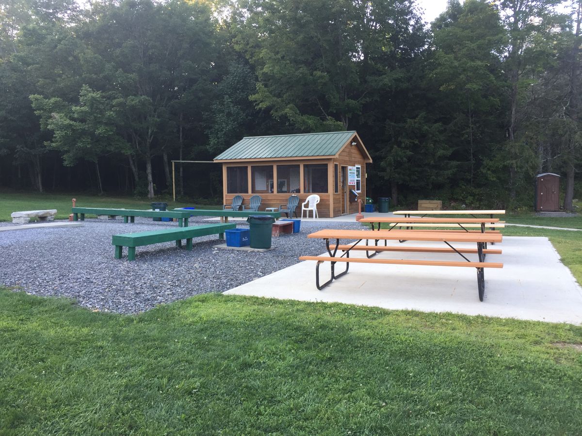 Teepad 1 and clubhouse