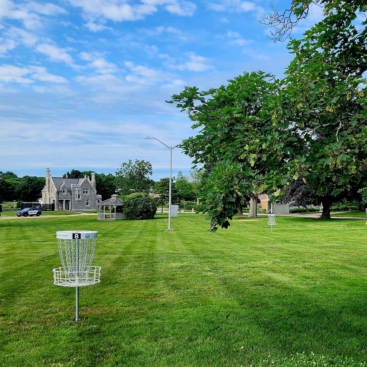 Hole 8 and 9 baskets