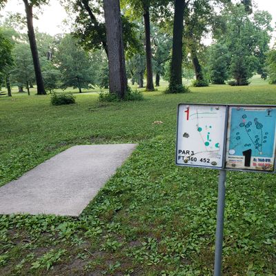 Tee for Hole 1