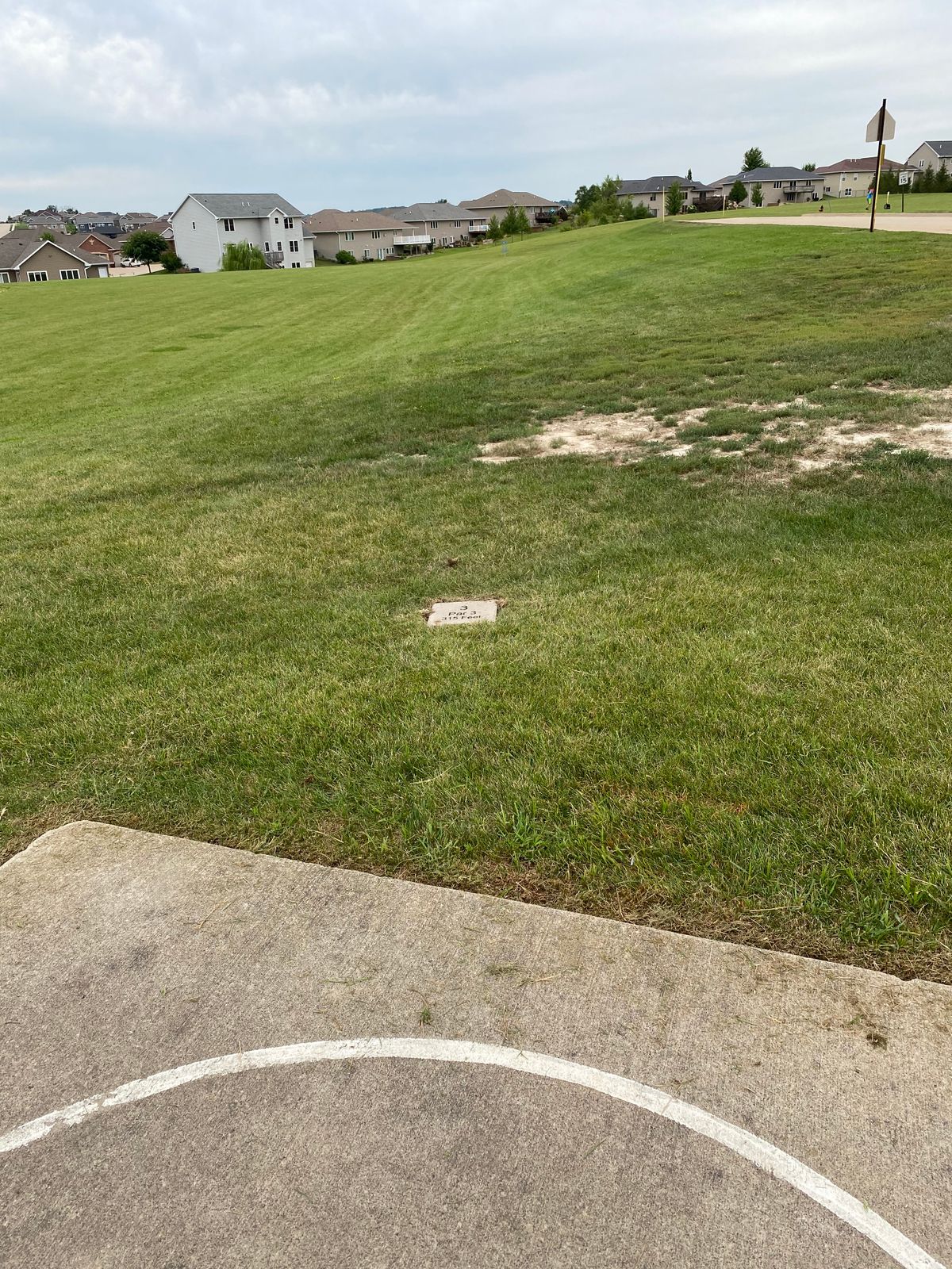 Hole 3 tee pad area