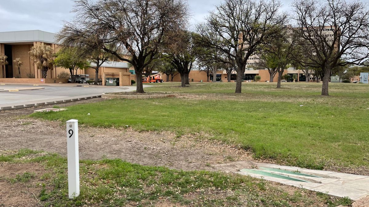 Hole 9