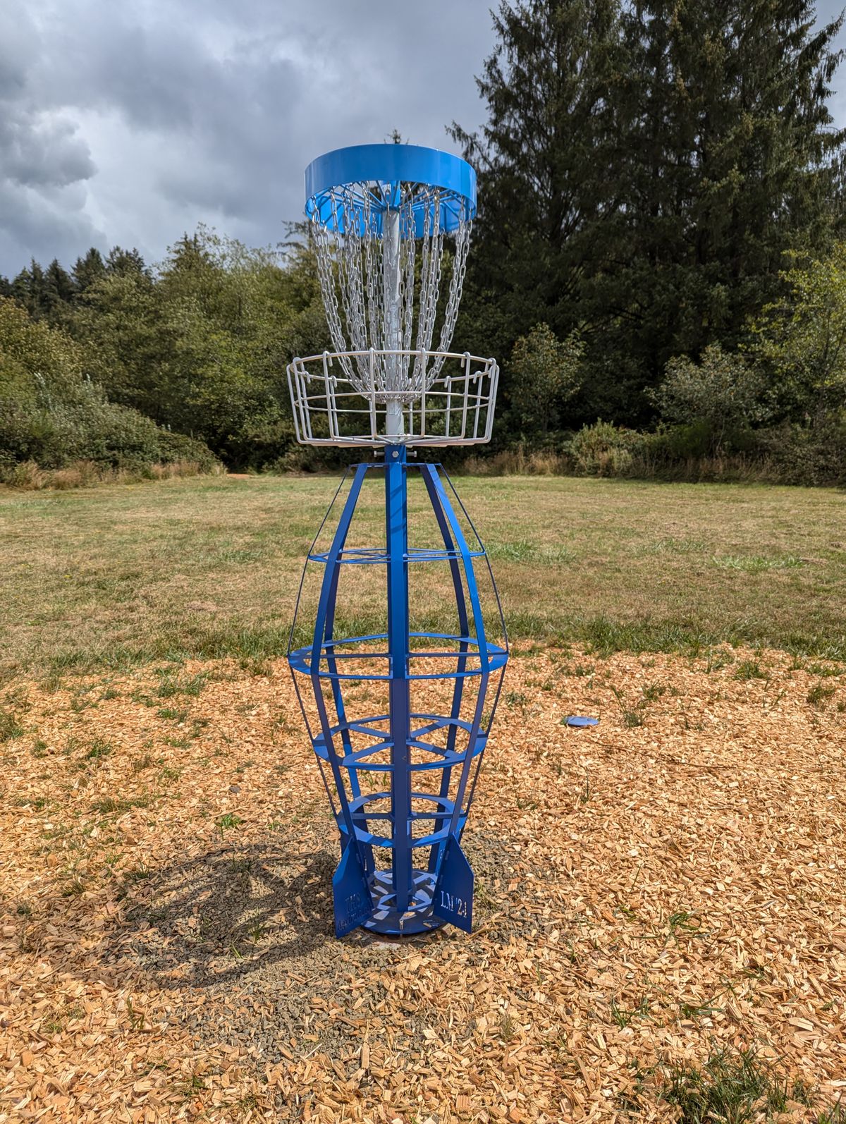 Hole 9's basket