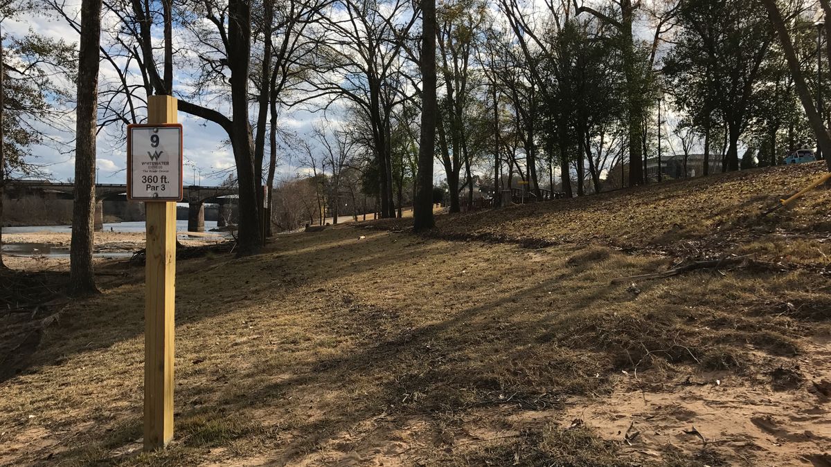 Hole 9