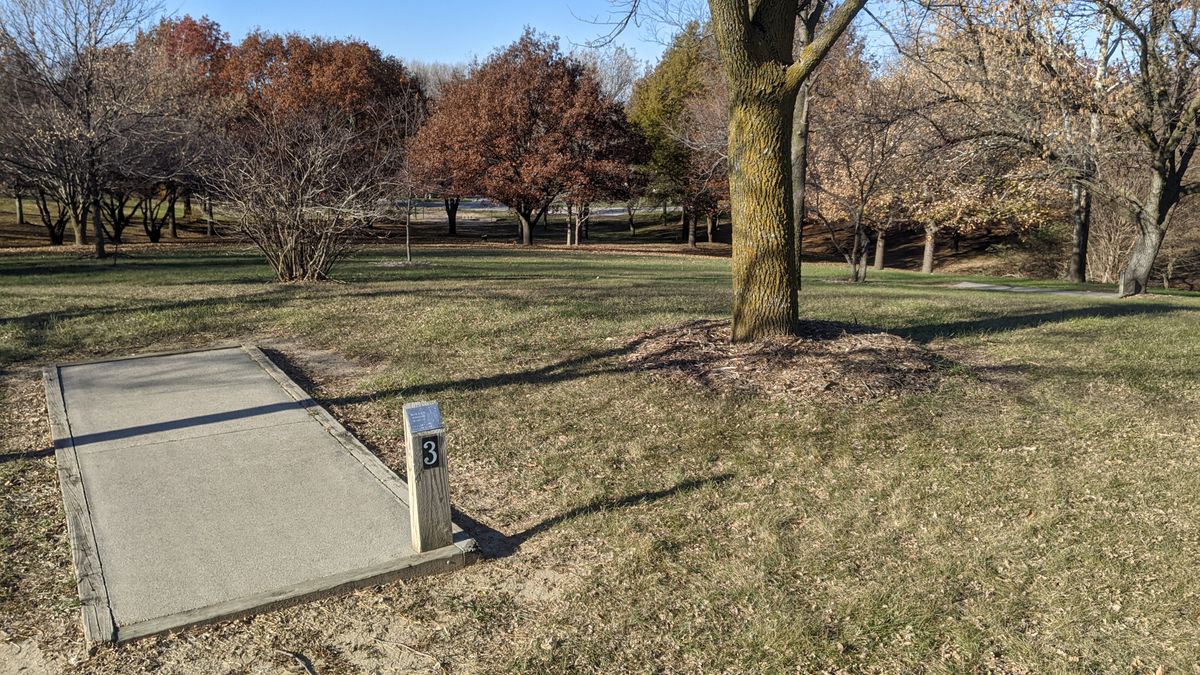 Tee #3. (two tee pads)