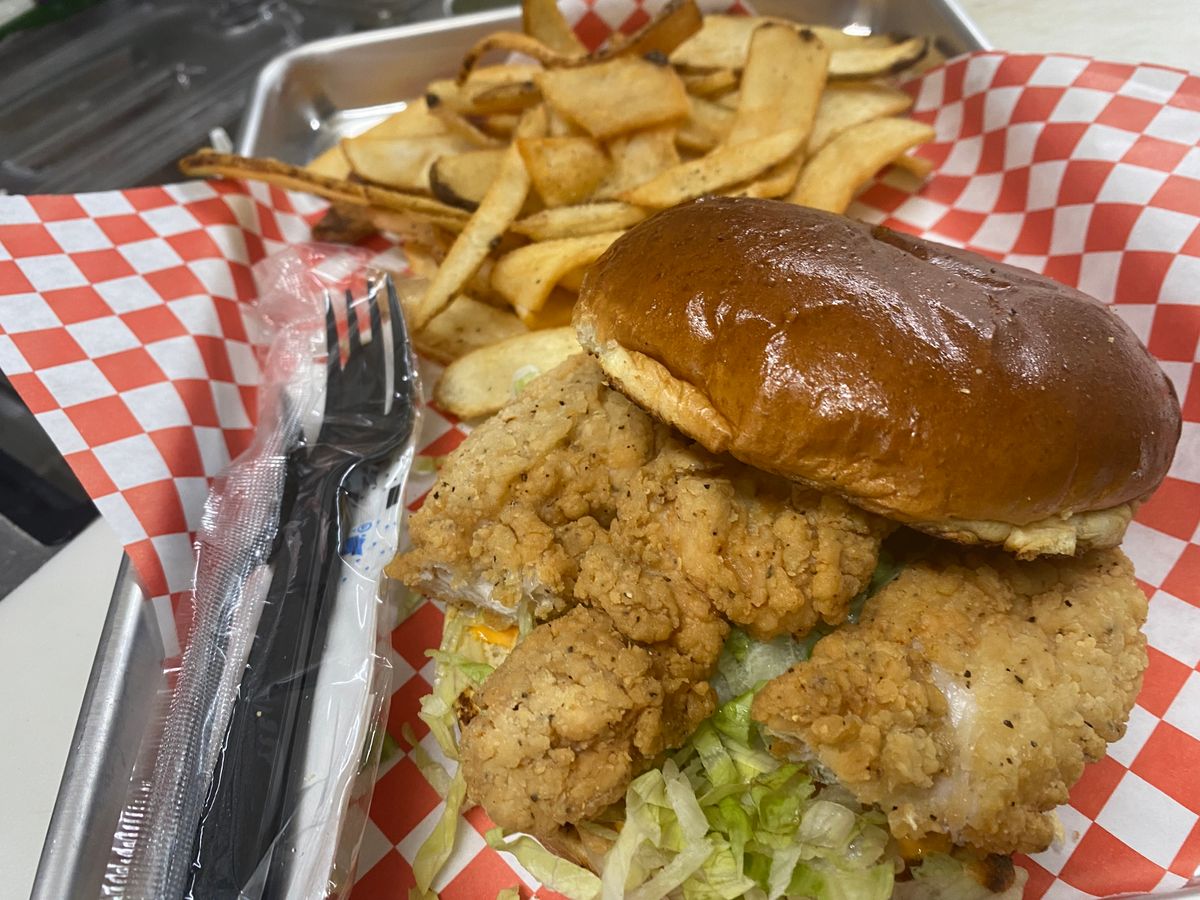 Chicken strip sandwich. Love the sauce!