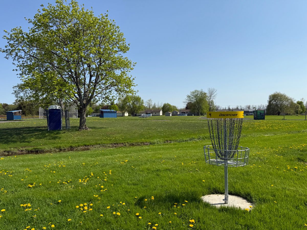Hole 4 Basket to Tee