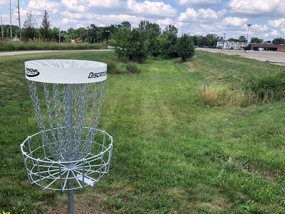 Hole 6 basket