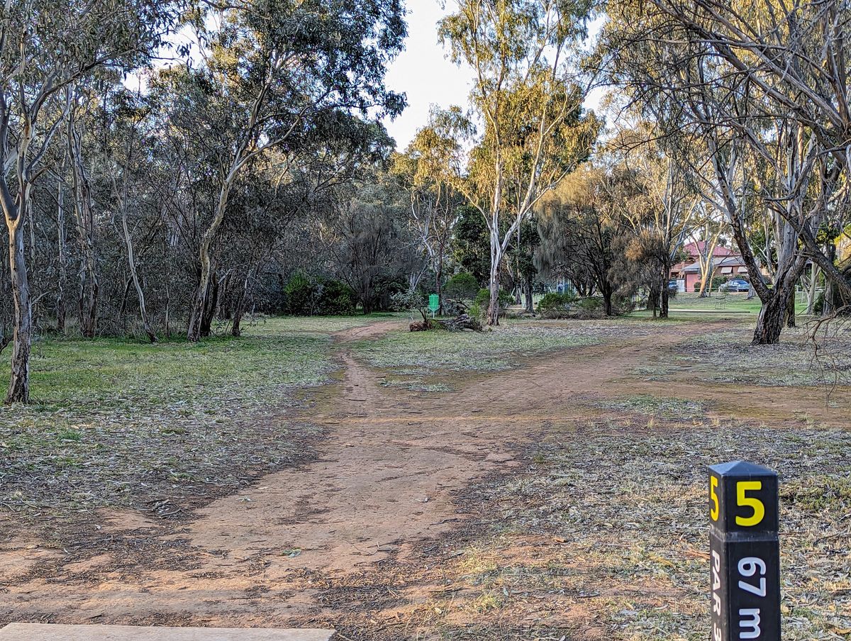 H5-par3 (67m)