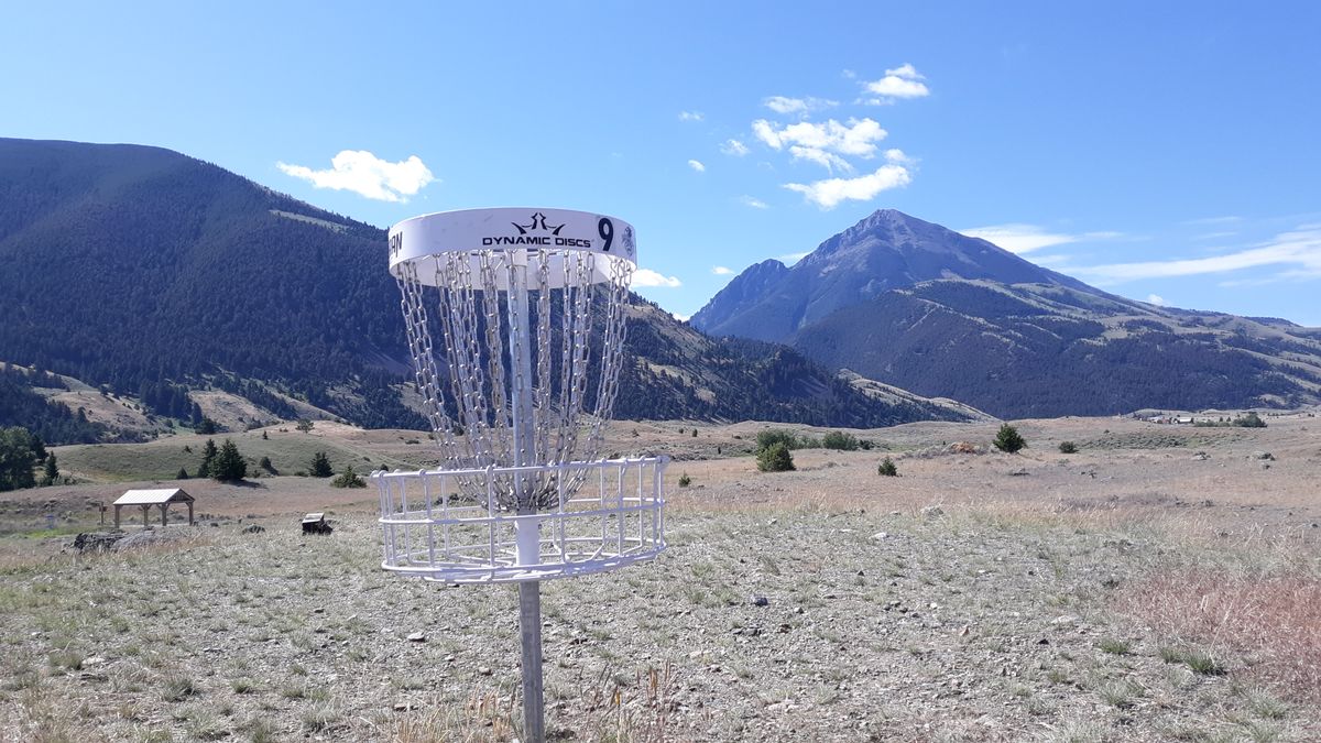 Hole 9 viewing Emigrant Peak