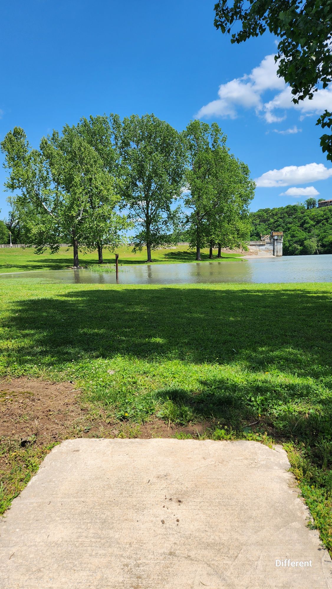 Hole 14, can go around left rather than cross the water if preferred.
