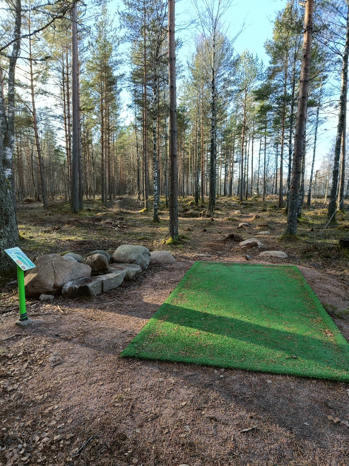 Hål 1, februari 2024