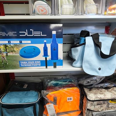 Markers and shoulder bags