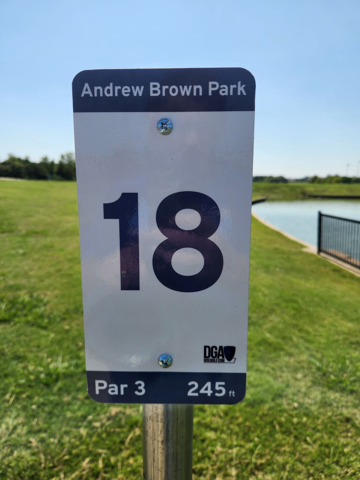 Hole 18 tee sign