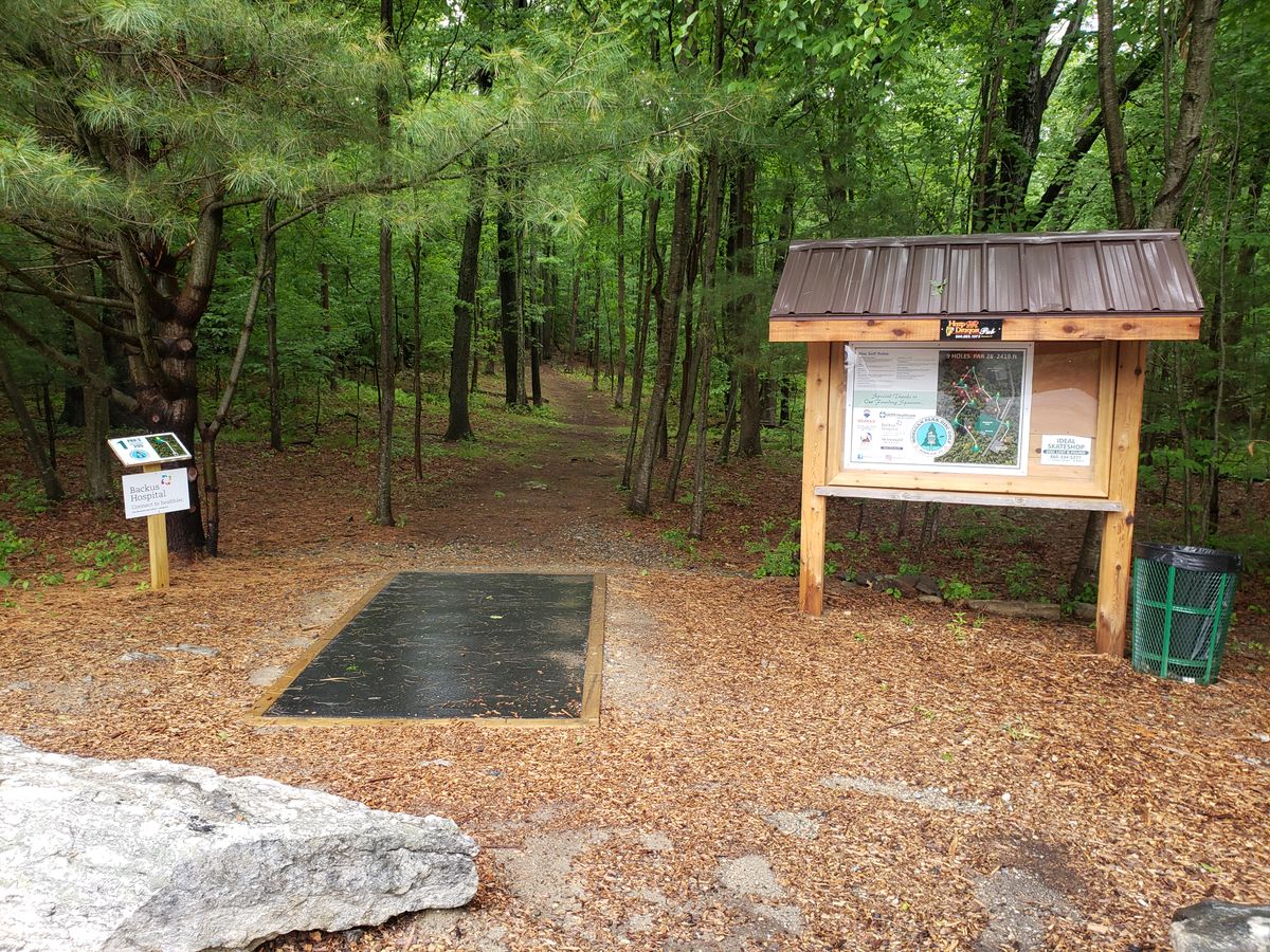 First Tee and course map sign