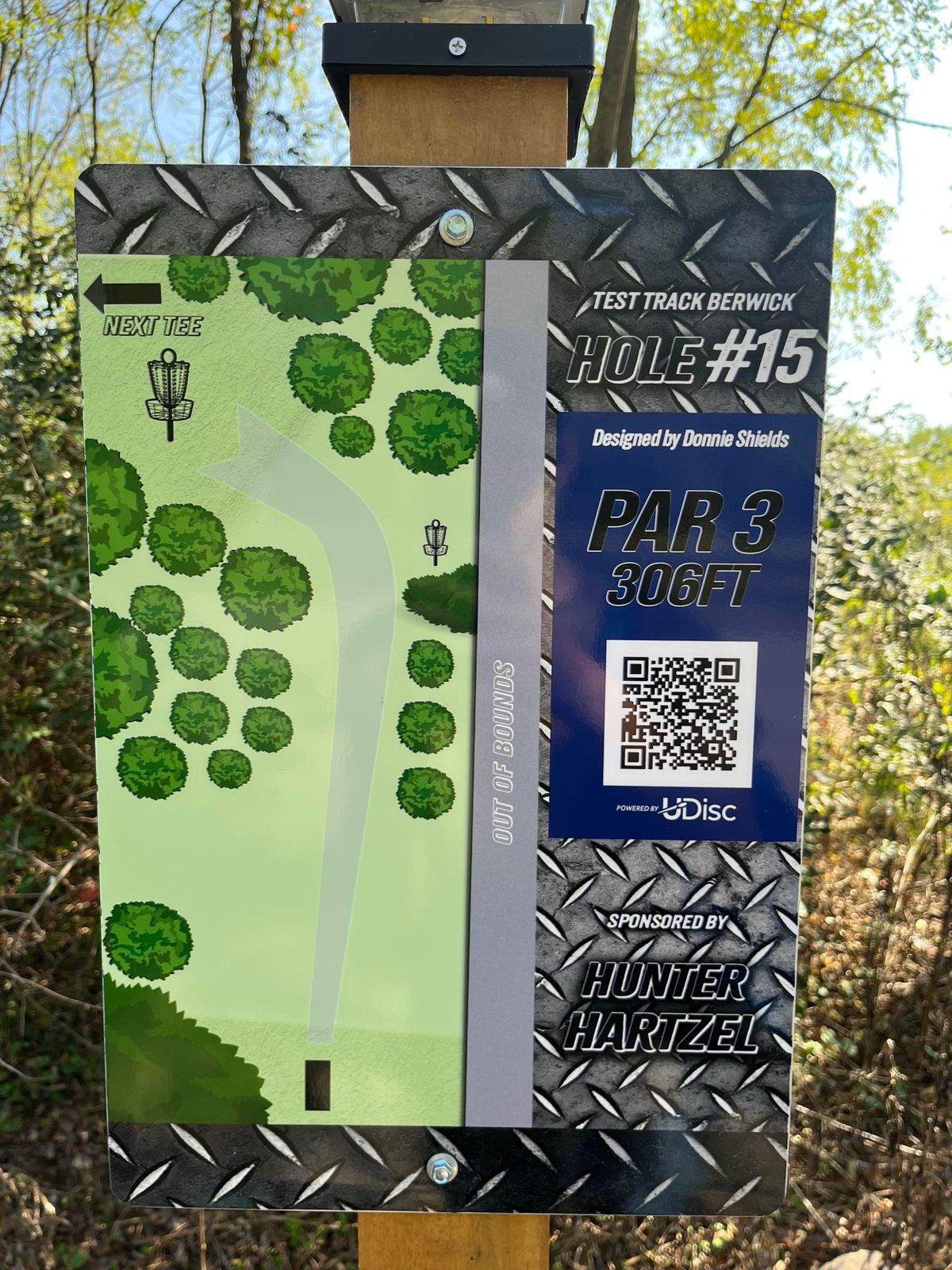 Hole 15 tee sign
