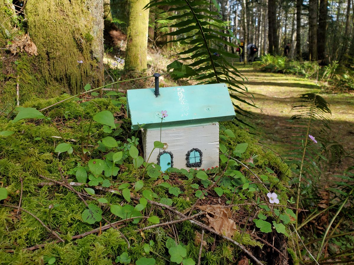 Little house along 8 fairway.