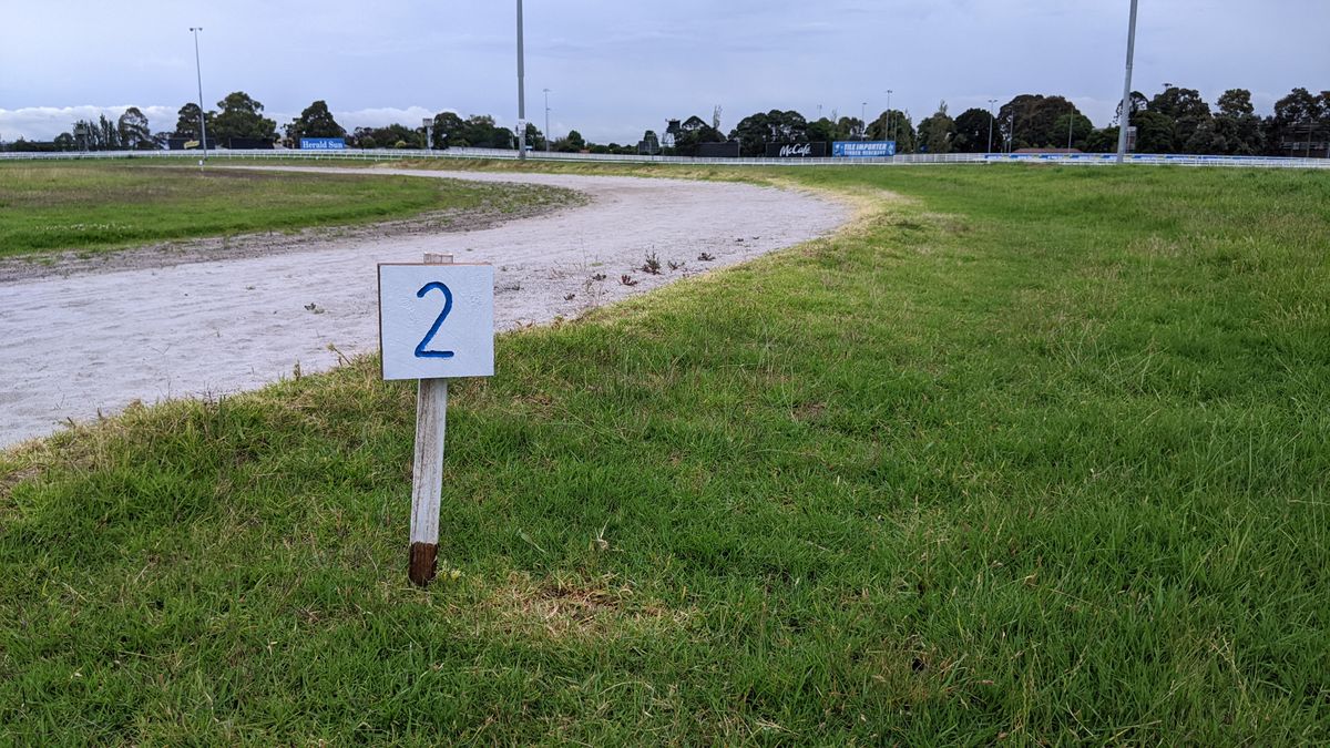 2nd hole teepad