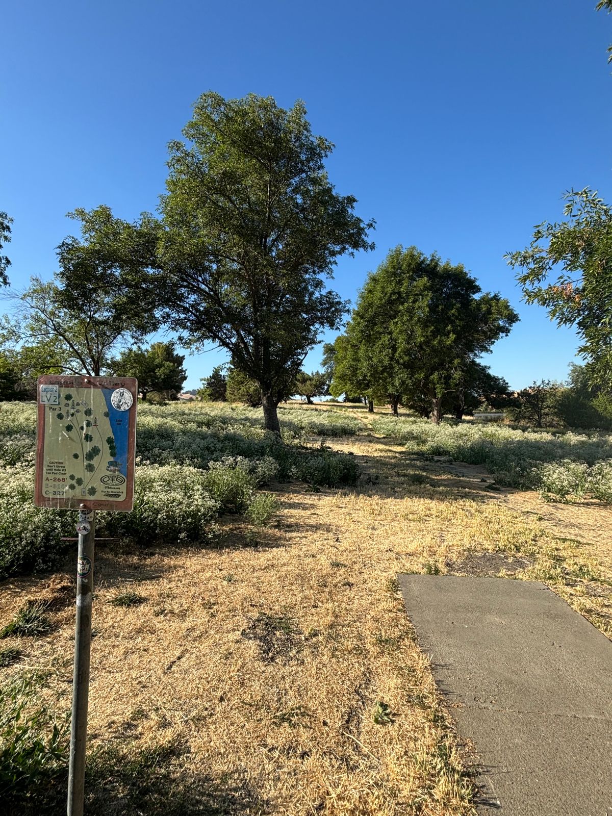 Lagoon Front Hole 2