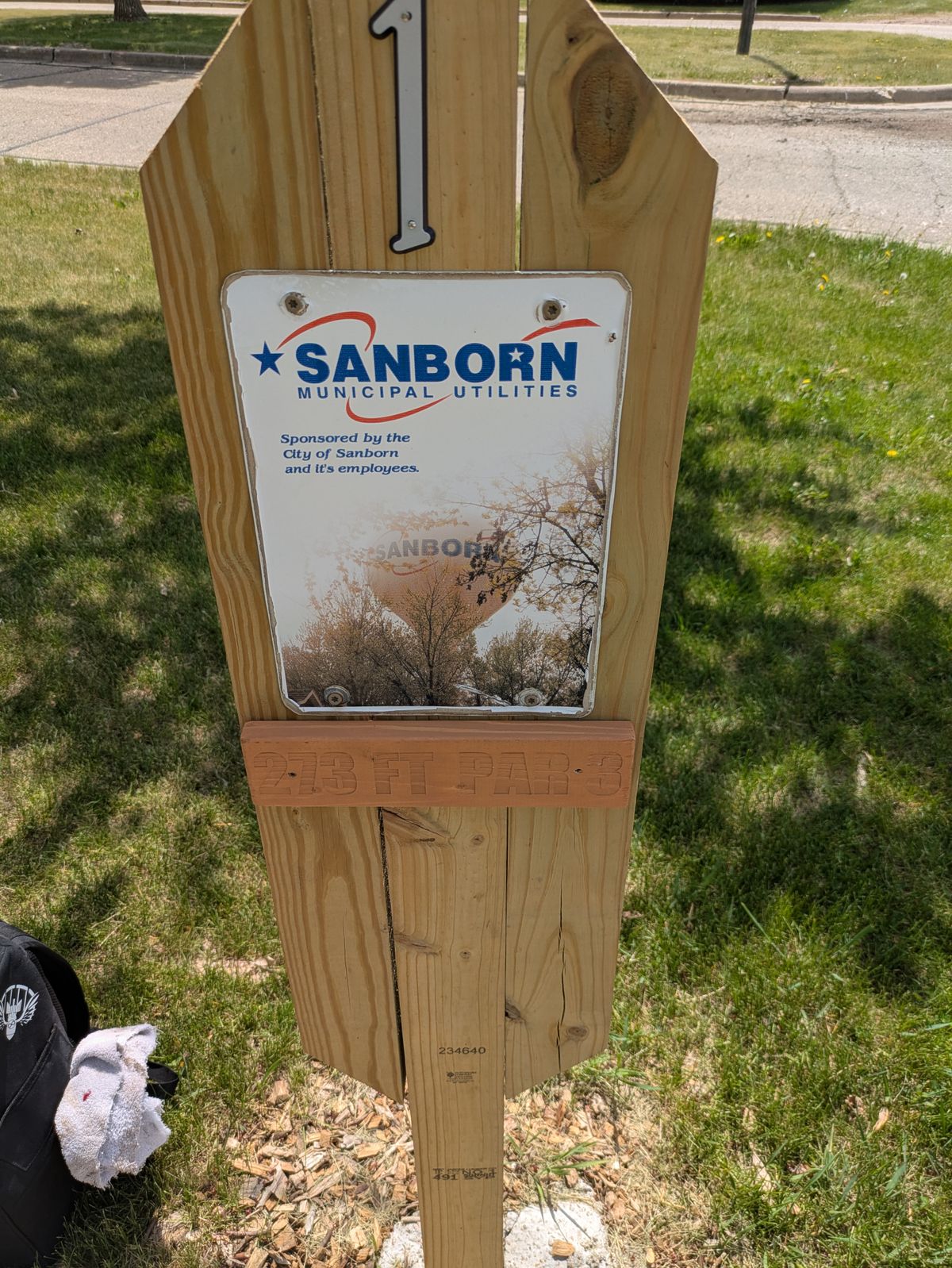 Hole 1. New signs.