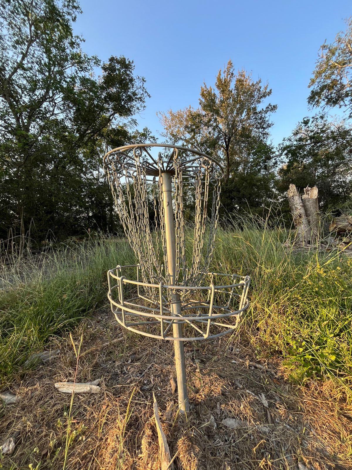 Hole 5 basket damaged