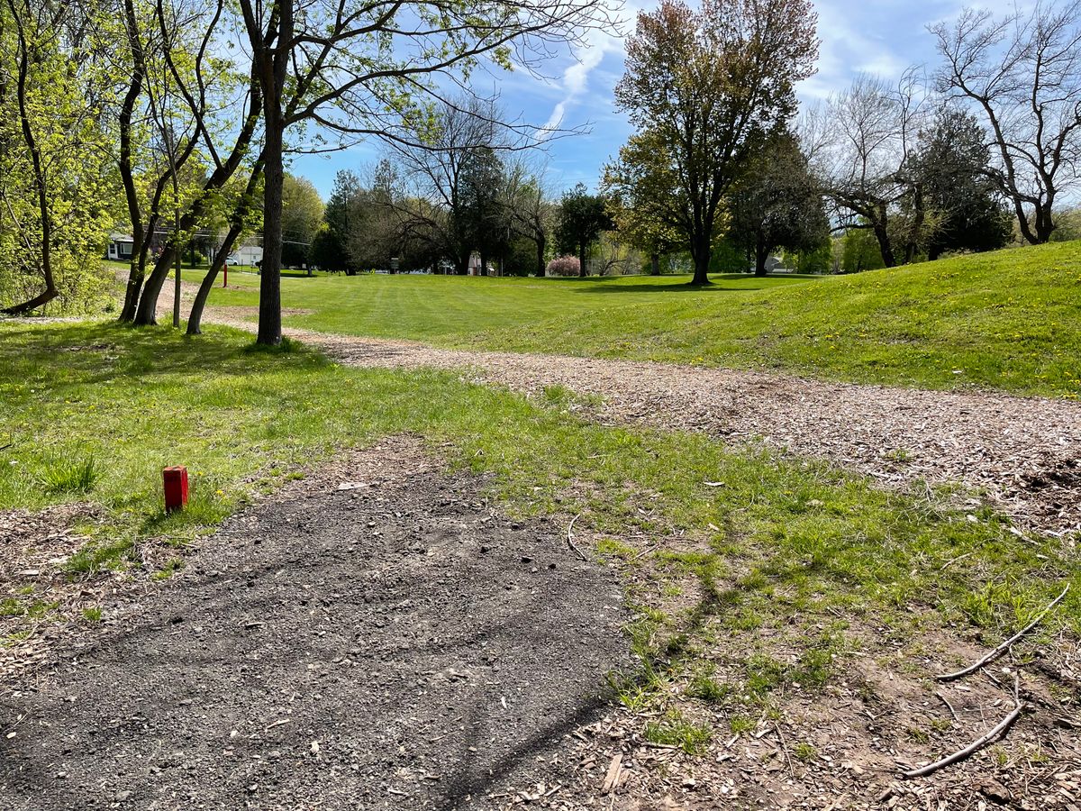 Hole 3 Short Tee