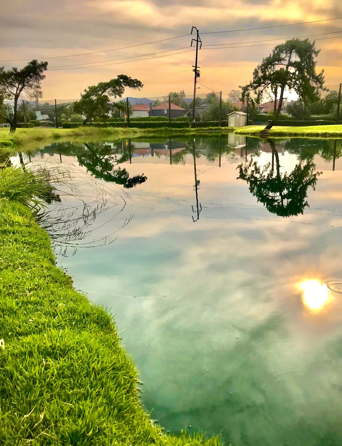 I love that the last 2 holes have a water hazard!