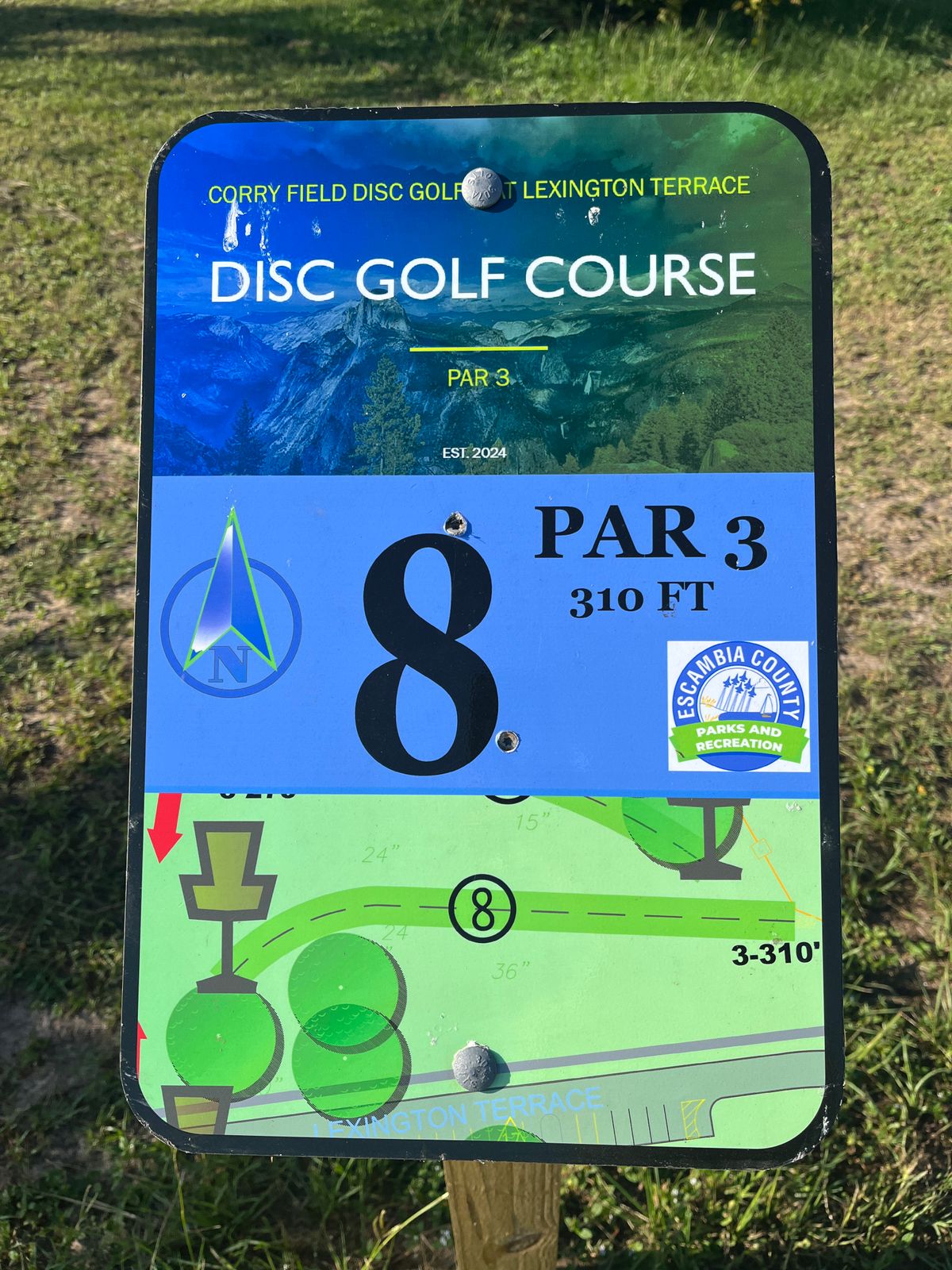 Hole 8 Sign