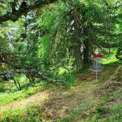 Hole 9: Is a beautiful uphill Par 4 with a dogleg to the right.