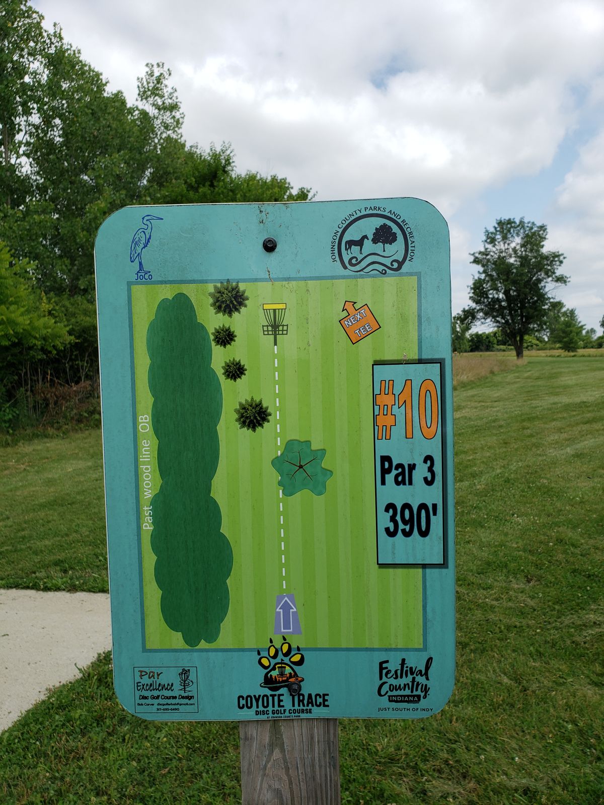 #10 Tee Sign closeup.